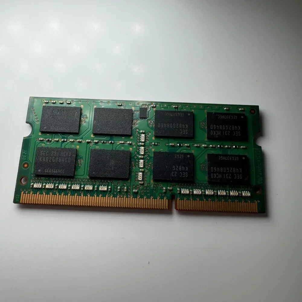 Samsung 4GB DDR3 Laptop RAM PC3-12800S 1600MHz SODIMM M471B5273DH0-CK0 204-Pin